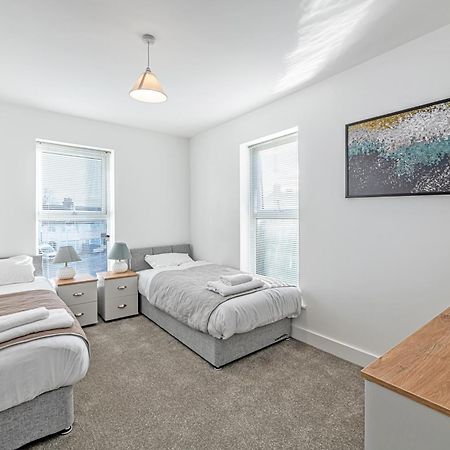 Gospel Heights Luxury Apartments With Parking Heswall Luaran gambar