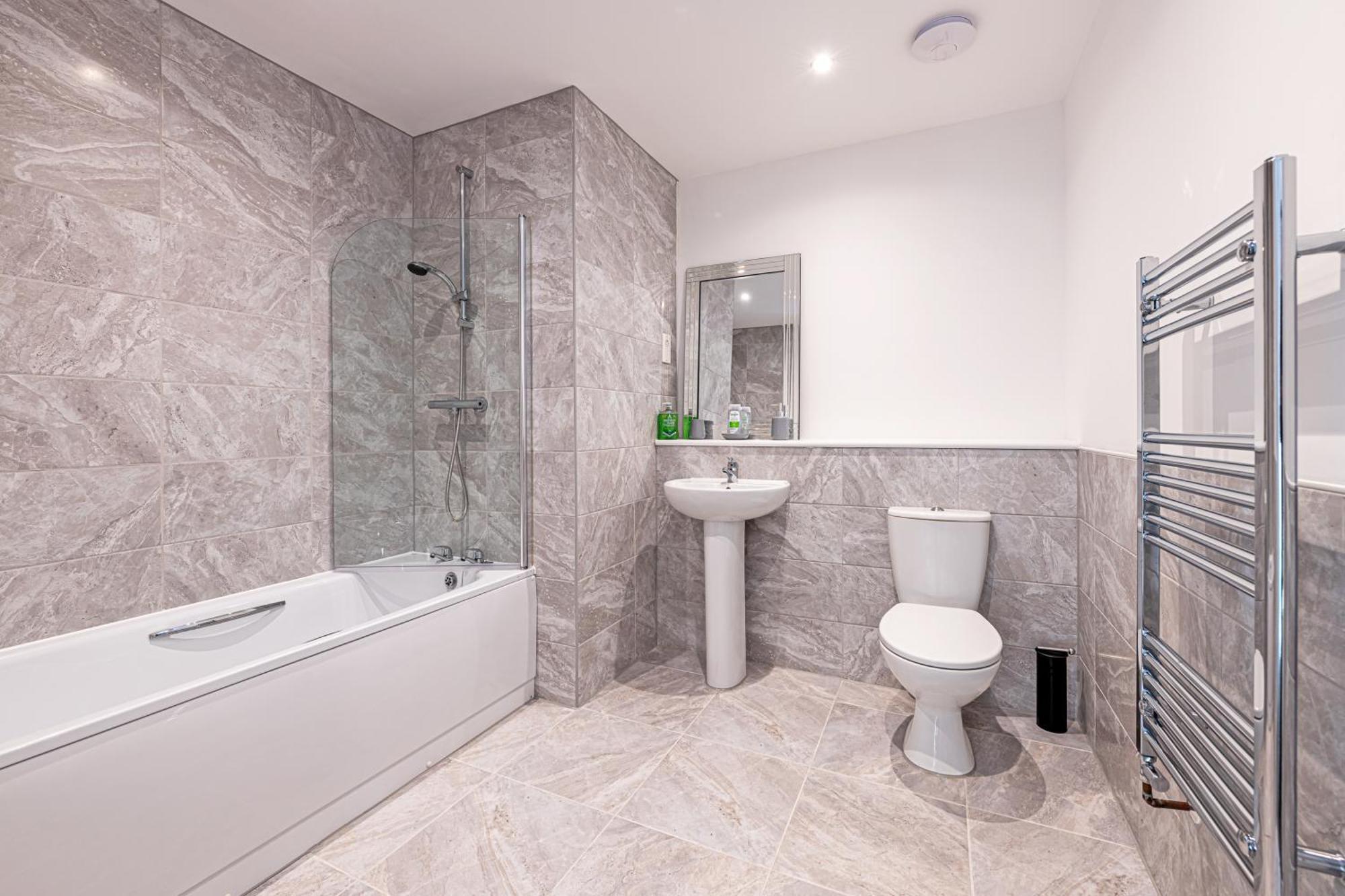 Gospel Heights Luxury Apartments With Parking Heswall Luaran gambar