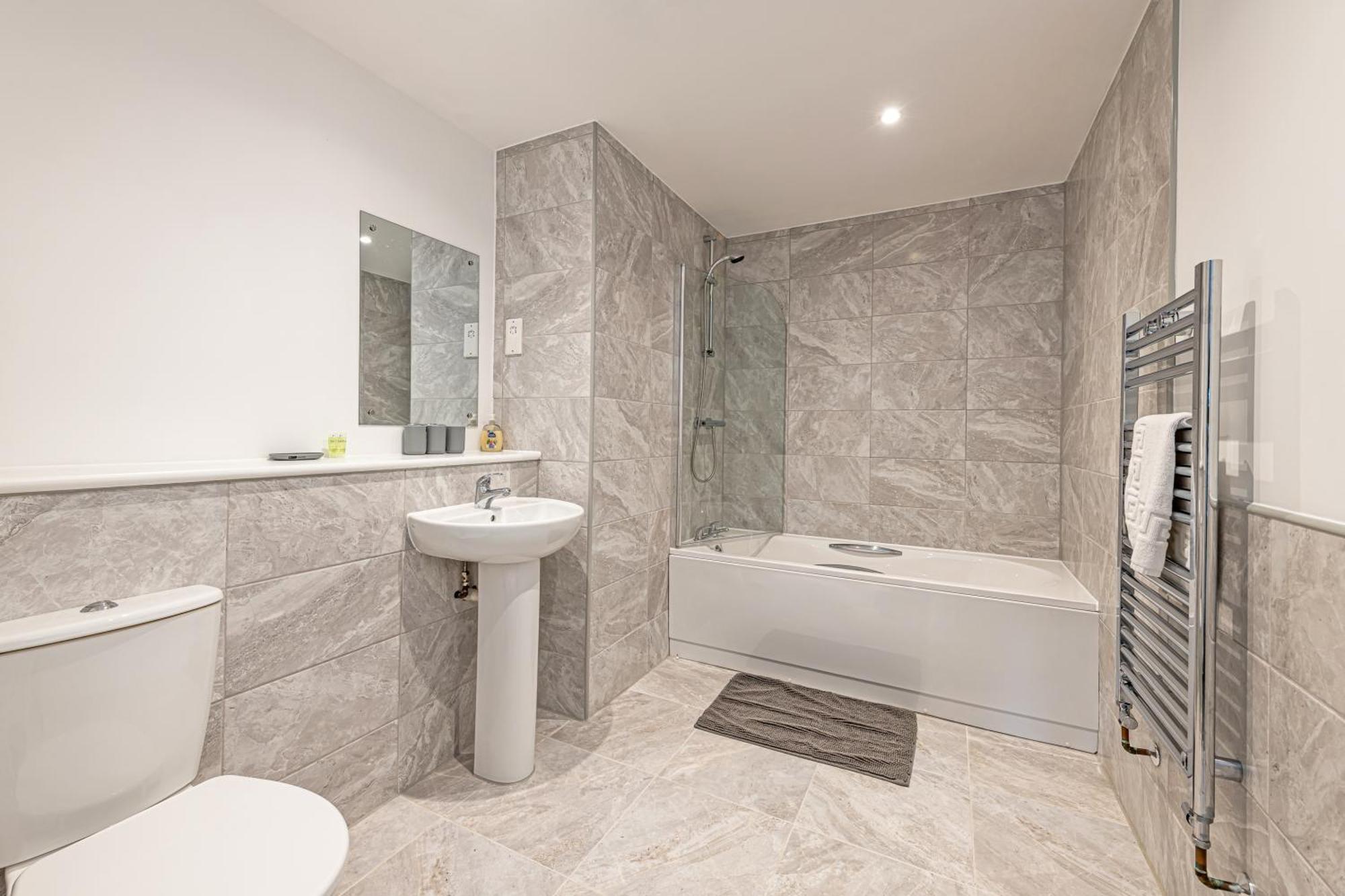 Gospel Heights Luxury Apartments With Parking Heswall Luaran gambar